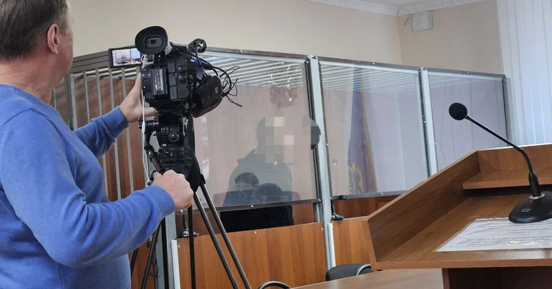 Открыто встречалась с другим: мужчину судят в Костанае за убийство жены и сына