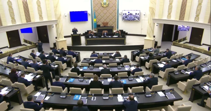 Елде ЛГБТ насихатына толықтай тыйым салынбақ