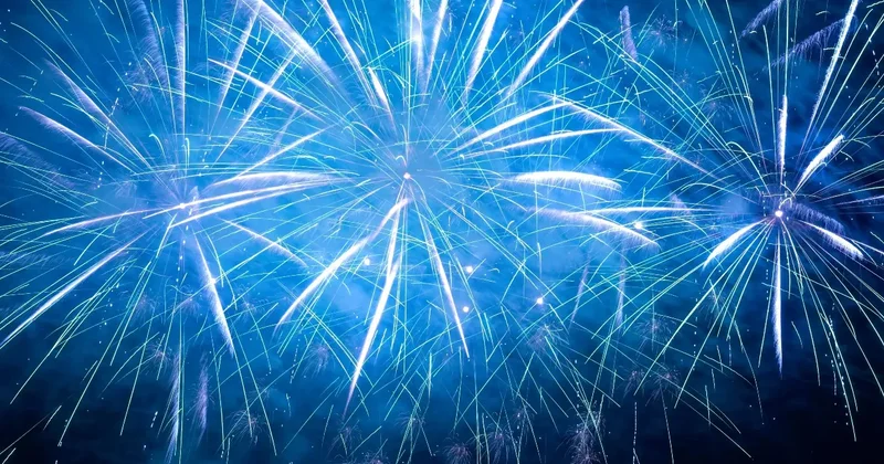 "Если будут жалобы, мы отреагируем". В каких случаях казахстанцев будут наказывать за салюты, ответили в МВД