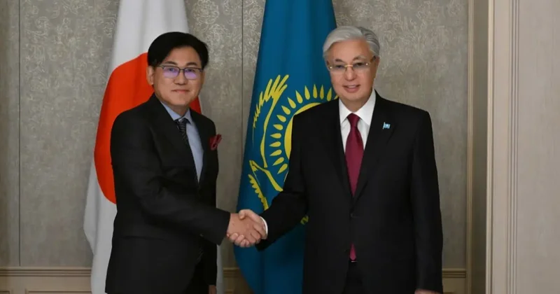 Касым Жомарт Токаев встретился с главой компании Rakuten Group Хироши Микитани