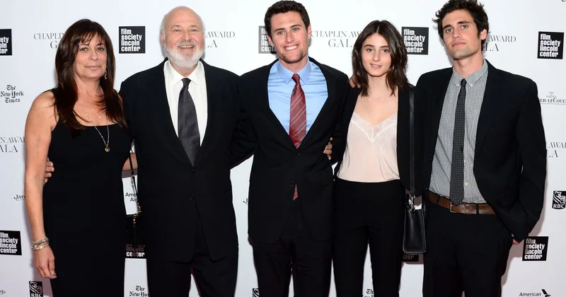 Ужасная потеря : дети режиссера Роба Райнера впервые прокомментировали смерть родителей