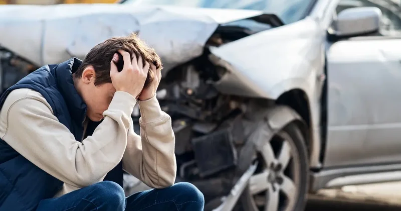 В 90% случаев аварий причина именно в ошибке водителей