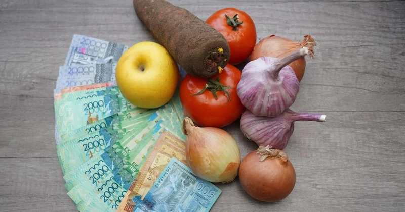 Овощи, мясо, рыба: на cколько подорожали продукты питания в Казахстане