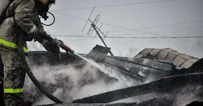 Тело ребёнка обнаружили спасатели при тушении пожара в СКО