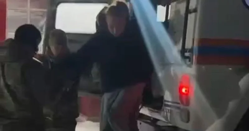 Студенты на авто попали в беду в Атырауской области: им помогли спасатели (видео)