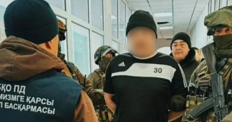 Спецназ привлекли к задержанию разыскиваемого за убийство в Уральске (видео)