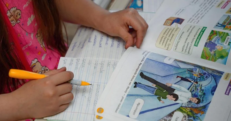 Новые правила подготовки школьных учебников ввели в Казахстане после госаудита