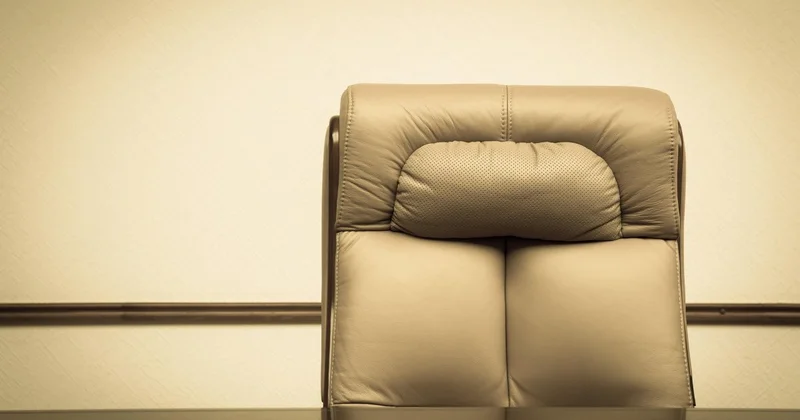 Кресло за 20 млн тенге: АФМ раскрыло схему хищений в университете Шымкента