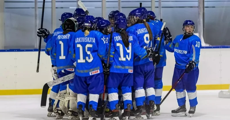 Хоккейден Қазақстан қыздар құрамасы әлем чемпионатын сәтті бастады