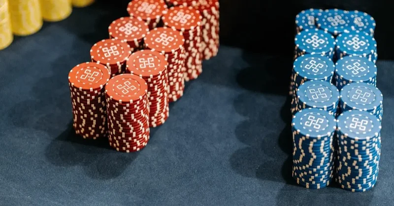 Штрафы до 6,5 млн тенге и лишение лицензии: новые казино будут наказывать за допуск казахстанцев