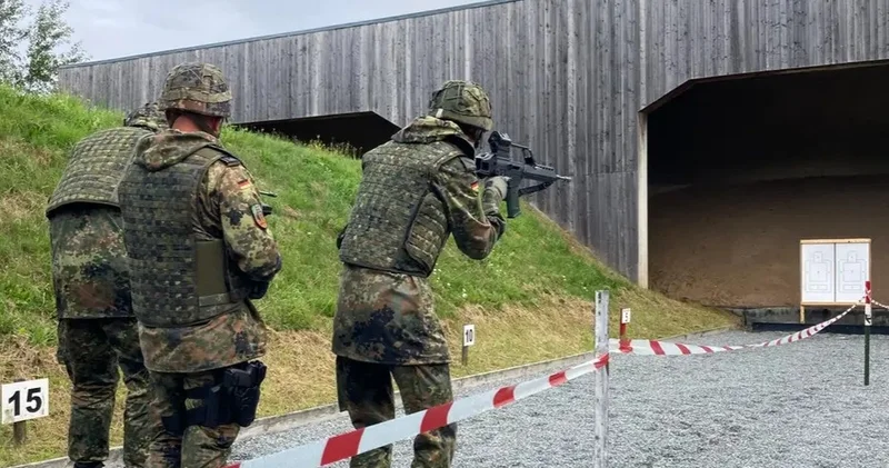 Германияда әскерге барғысы келетіндер саны артып келеді