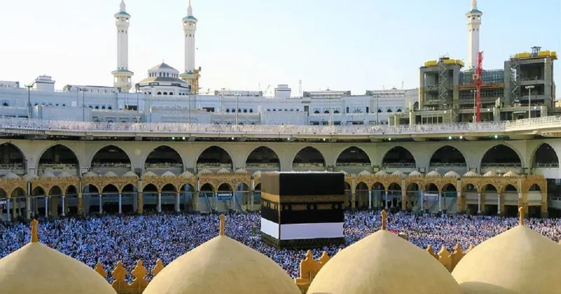 Заплатили миллионы: астанчанина подозревают в серии афер с паломничеством в Мекку