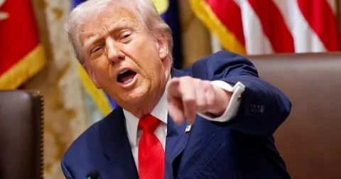 Трамп: Иран Қатарға соққы жасаса, Оңтүстік Парс жойылады