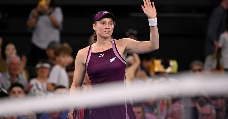 Немного опоздала : Рыбакина сделала заявление после исторического турнира