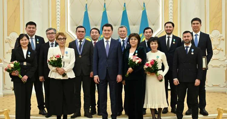 Отмечены высокими наградами