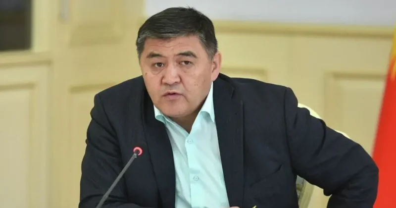 Қырғызстан ҰҚК экс төрағасы Камчыбек Ташиев тергеу сұрақтарына жауап беру үшін елге оралды