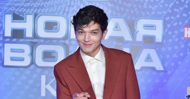 Скандально известного в Казахстане Акмаля внесли в украинский черный список