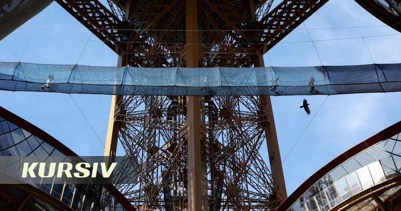 The Eiffel Tower opens its suspension bridge for visitors