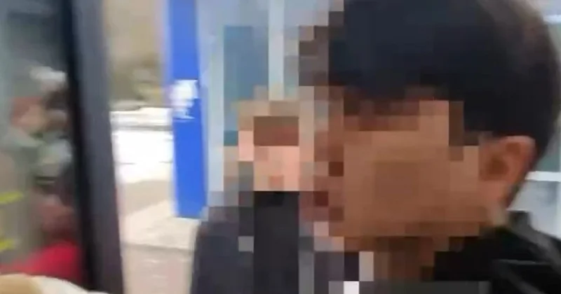 Трогал маленьких девочек : полиция проверяет видео из автобуса в Усть Каменогорске