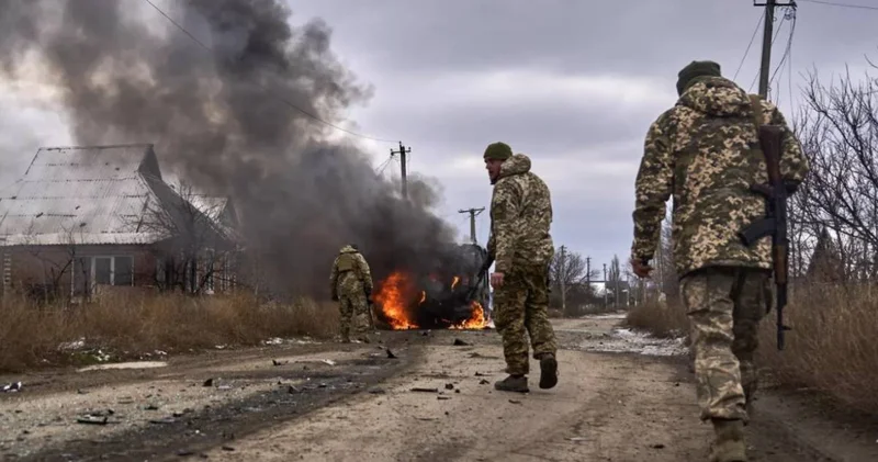 АҚШ тың назары Иранға ауысты: Украинадағы бейбітшілік келіссөздері неге созылып кетті?