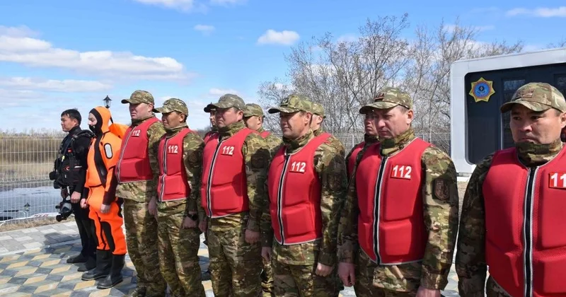 ТЖМ құтқарушылары Есіл өзеніндегі жүзу құралдарының дайындығын тексерді