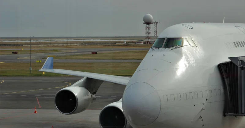 Рост цен на авиационное топливо приводит к сокращению международных рейсов