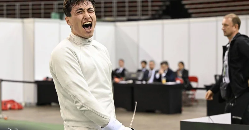 Ерлік Сертай семсерлесуден Гран при турнирінің күміс жүлдегері атанды