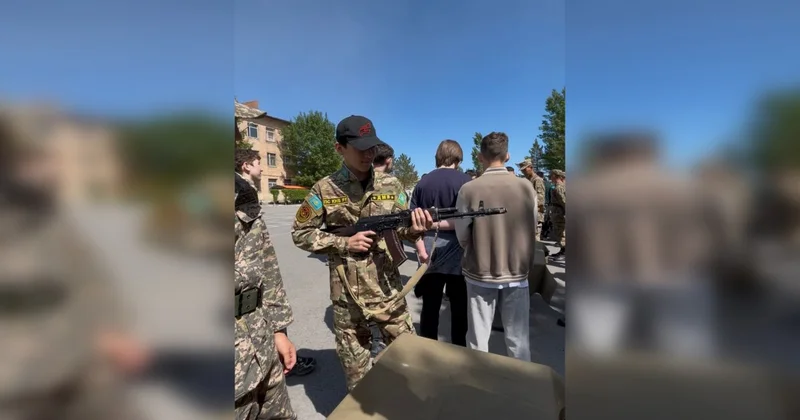День открытых дверей для 200 школьников прошел в воинской части Нацгвардии в Темиртау