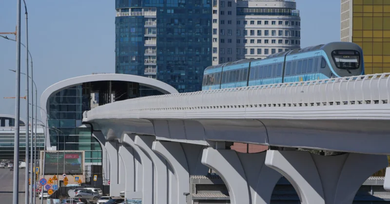 LRT дан шықты әрі қарай тегін кетті: астаналықтарға жаңа көлік таратылады