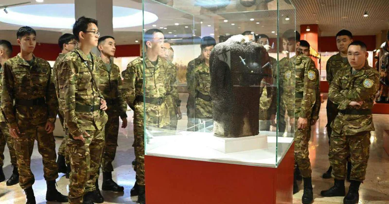 В Астане более 500 студентов военной кафедры посетили Военно исторический музей