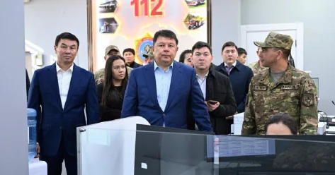 Бозумбаев поручил запретить строительство в зонах тектонических разломов и предгорьях Алматы