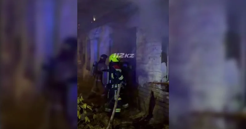 Пожарные предотвратили взрыв газа в Астане (видео)