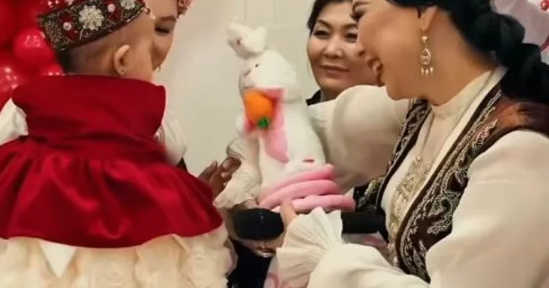 Каракат Абильдина провела 19 церемоний тусау кесу за один день (ВИДЕО)