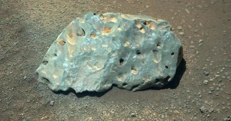 Новый метеорит найден на поверхности Марса