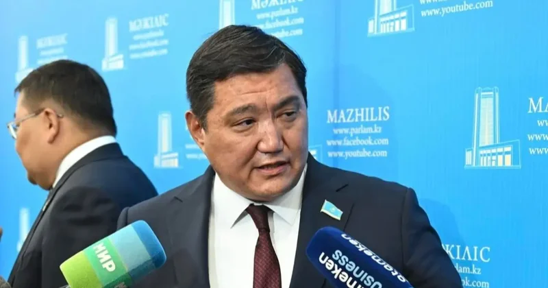 Проверить приватизацию ипподрома в Алматы и остановить застройку на Талдыколе потребовал депутат