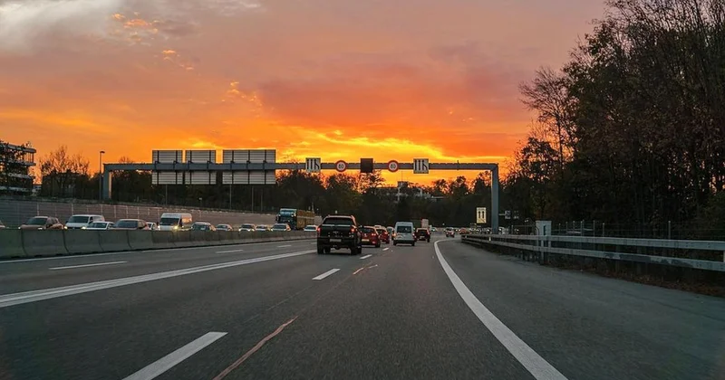 На всех казахстанских трассах установят модульные теплые туалеты с душем