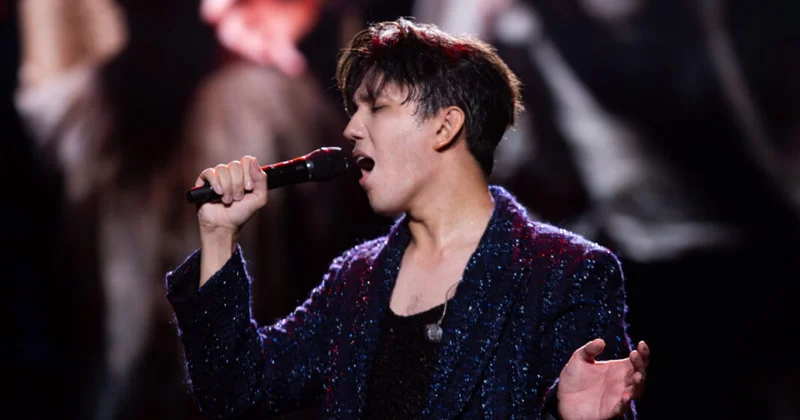 Димаш Мысырдағы концертінің алдында сұхбат берді