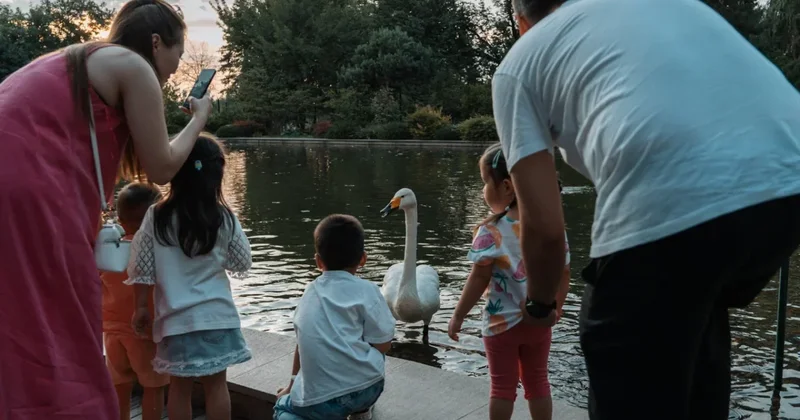 В Казахстане предложили сократить рабочий день работающим родителям