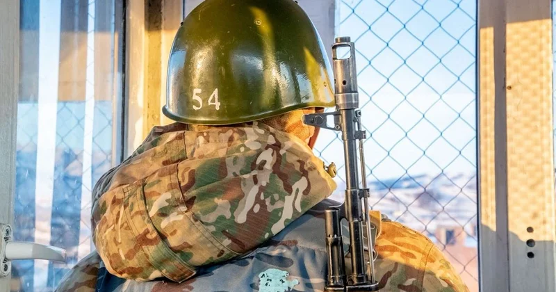 Стой, назад! : стрельба произошла в колонии Усть Каменогорска