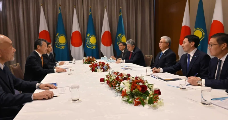 Тоқаев Hitachi Construction Machinery компаниясының президентін қабылдады