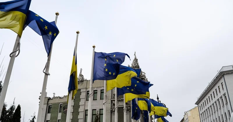 Евросоюз решил предоставить Украине 90 млрд евро