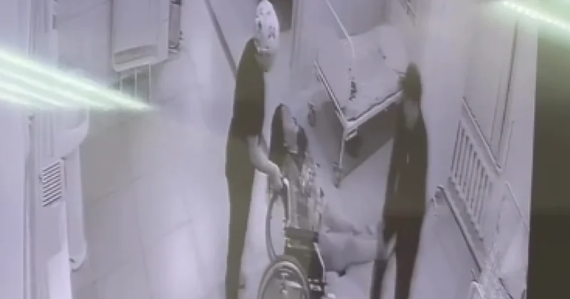 Шокирующие кадры из больницы с Айзат Джумановой после избиения показали на судебном заседании в Талдыкоргане