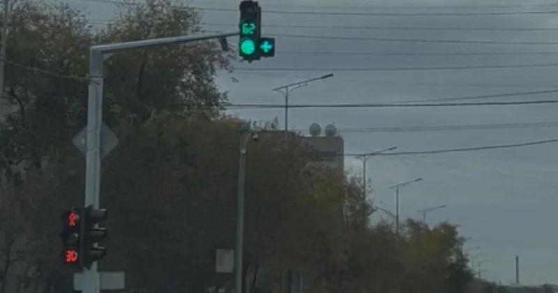 Атырауда ақылды бағдаршамдар орнатылуда: жоба құны 1,8 млрд теңгеден асады