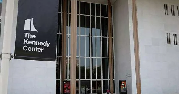 Кеннеди центр переименуют в Трамп Кеннеди центр