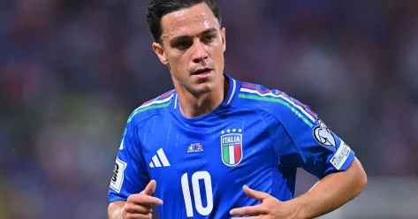 Рома ведет переговоры о подписании Зиркзе и Распадори