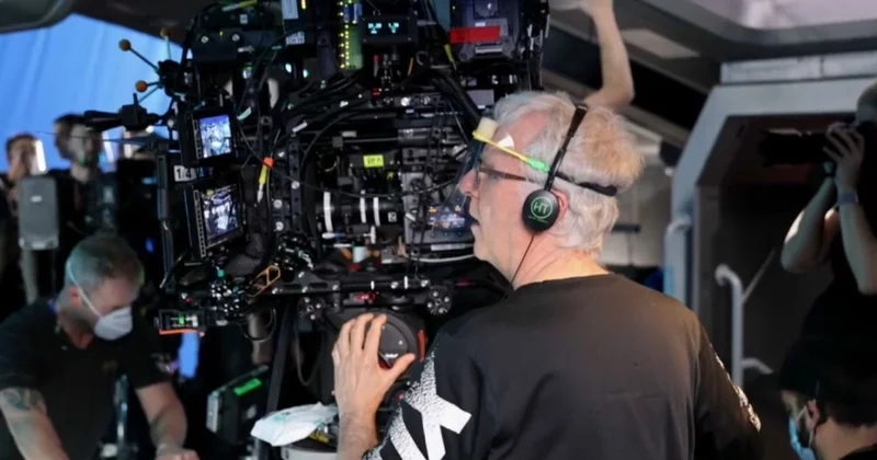 Режиссёр Д. Кэмерон миллиардер атанды