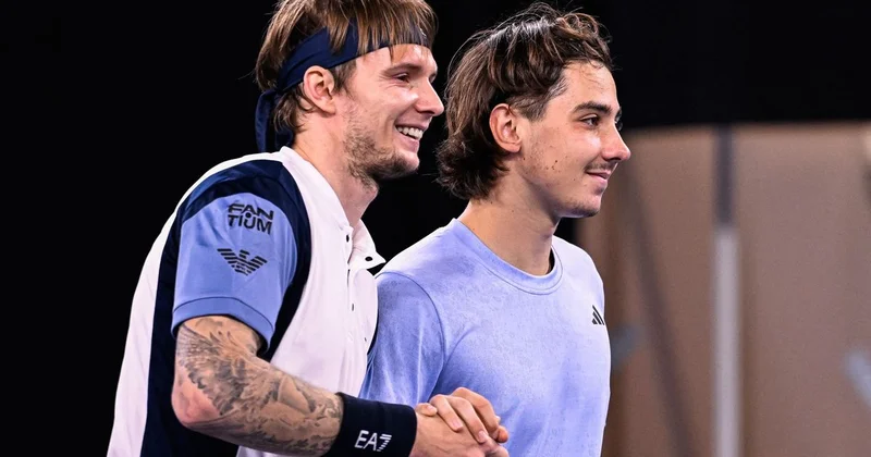 Лучшие теннисисты Казахстана проиграли в парном турнире Australian Open