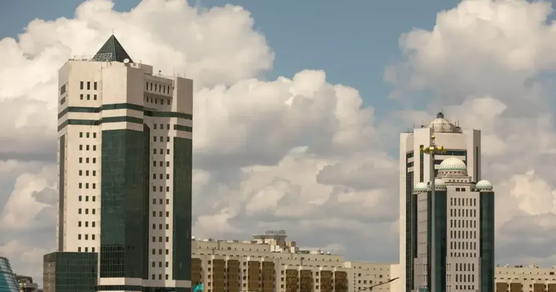 Токаев о президентской квоте в парламенте: Среди депутатов не должно быть специально назначенных "особых лиц"