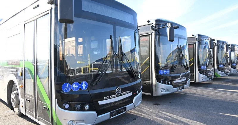 Маршруты двух автобусов временно изменятся в Алматы