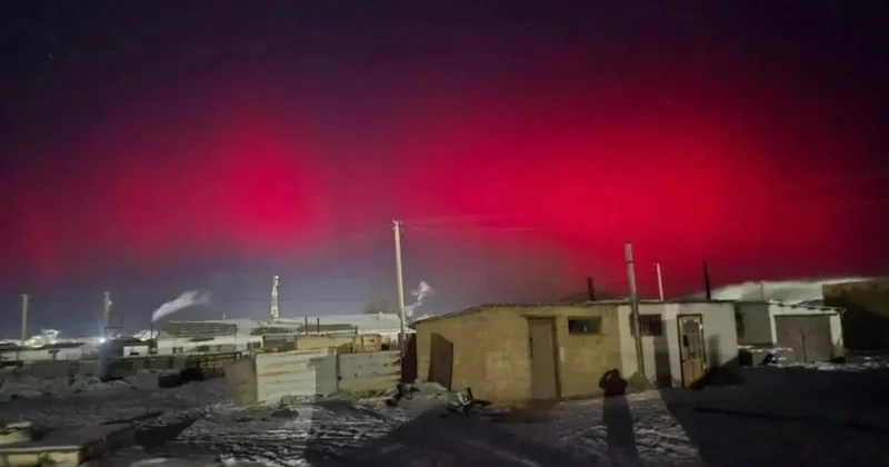 Красное полярное сияние: жители Мангистау наблюдали необычное природное явление